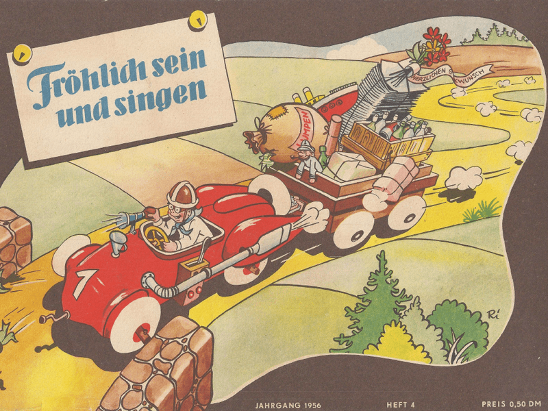 Deckblatt der "Fröhlich sein und singen" Heft 4 von 1956, mit einen gezeichneten roten Rennauto mit Anhänger mit Lumpen, Spielzeug, Altpapier und Flaschen auf einer Fahrt durch eine ländliche Landschaft.